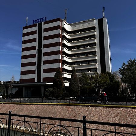 Ziyorat Luxury Hotel Fergana Kültér fotó