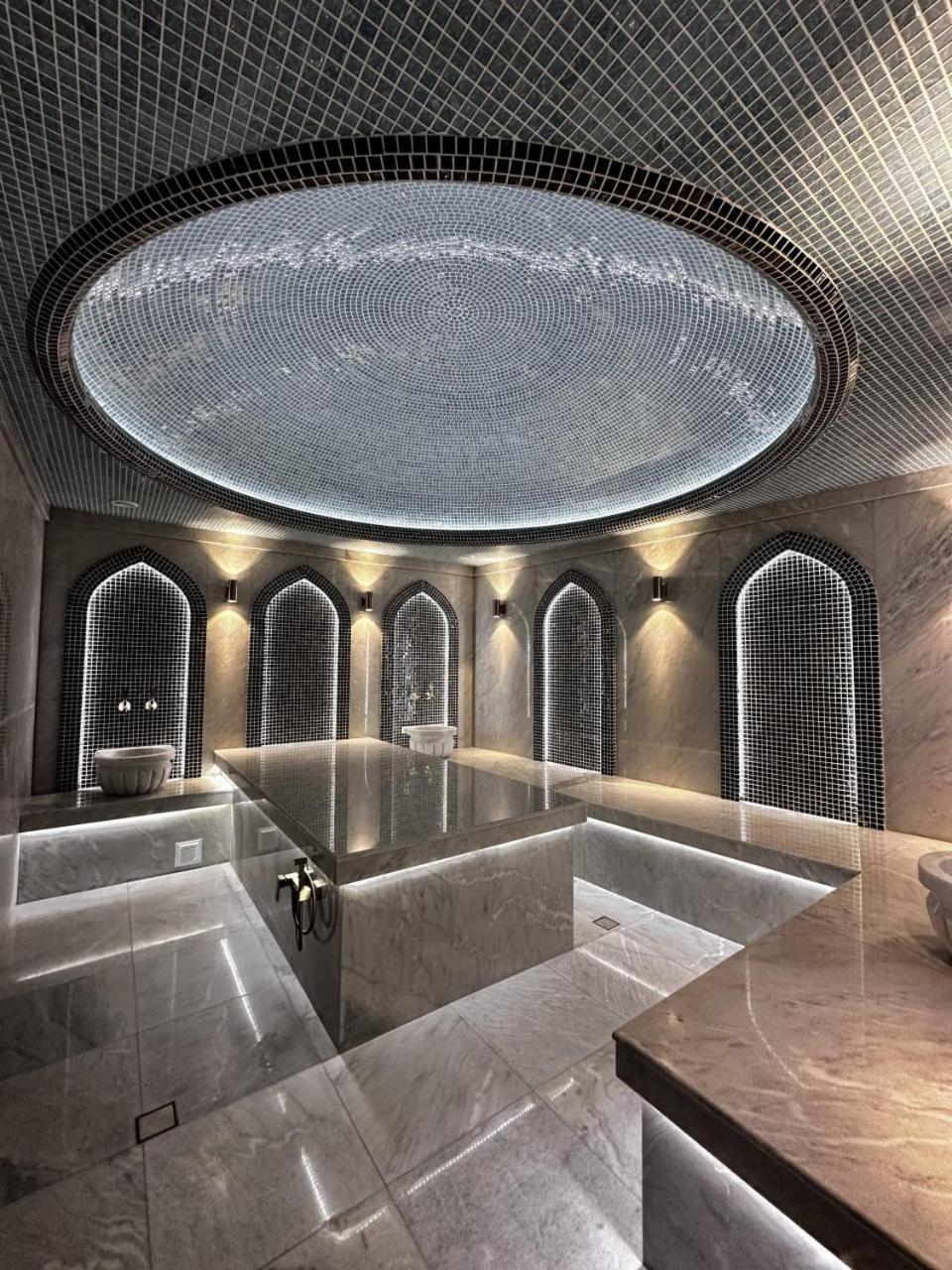 Ziyorat Luxury Hotel Fergana Kültér fotó