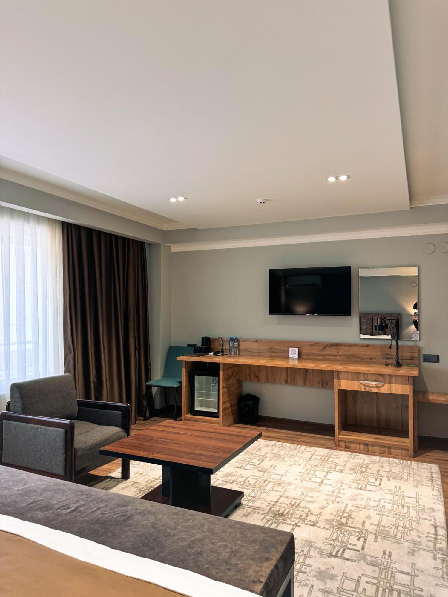 Ziyorat Luxury Hotel Fergana Kültér fotó