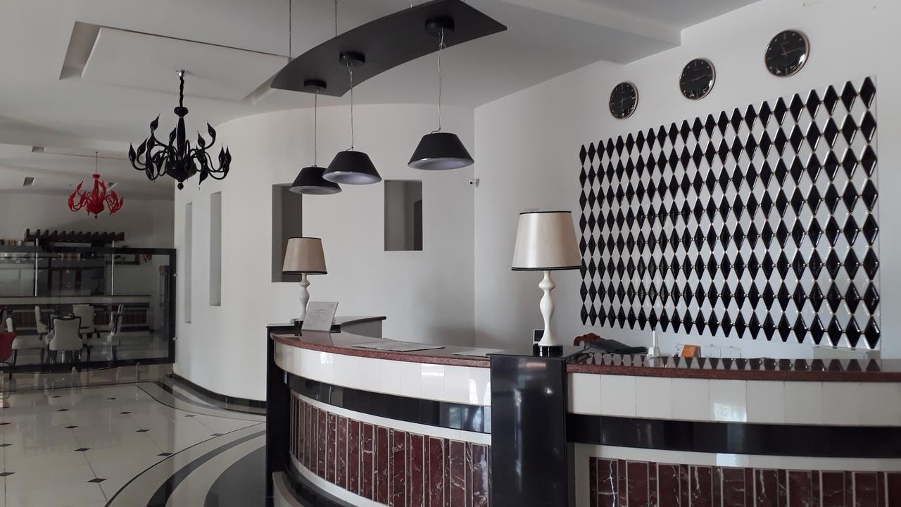 Ziyorat Luxury Hotel Fergana Kültér fotó
