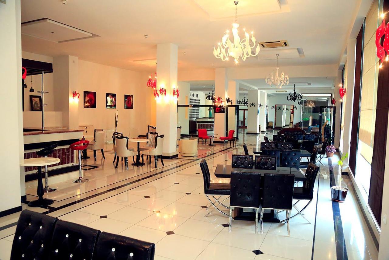 Ziyorat Luxury Hotel Fergana Kültér fotó